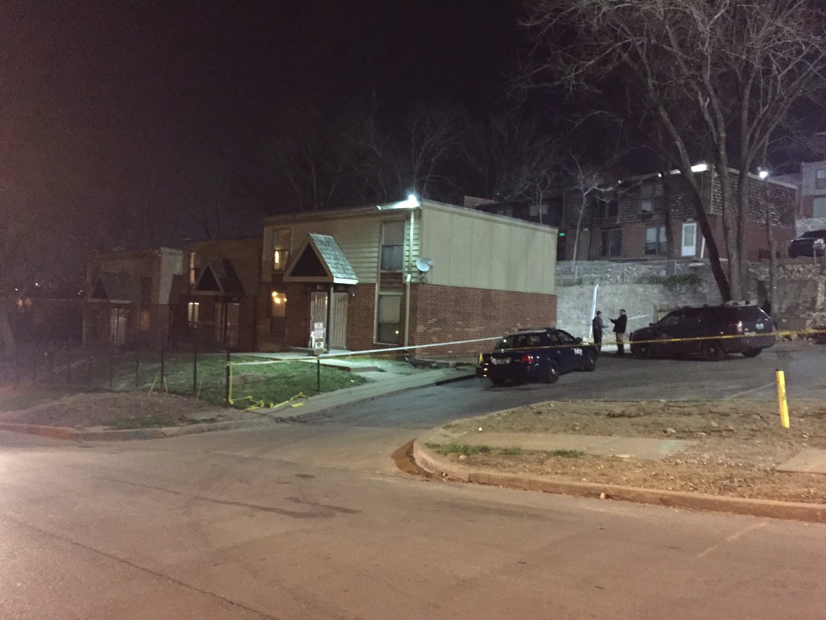 1 man was shot overnight in KCMO and the shooter is still on the run