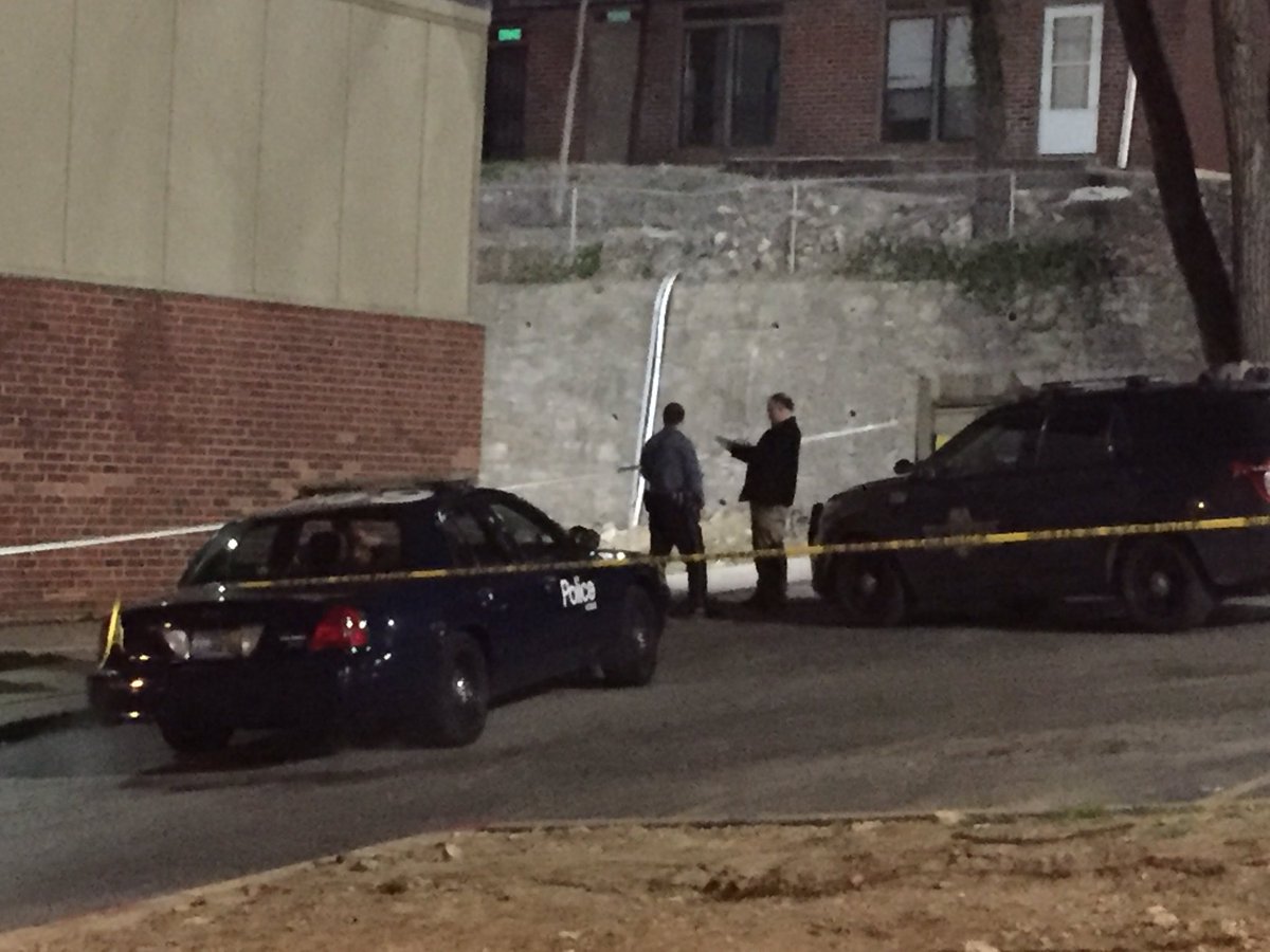1 man was shot overnight in KCMO and the shooter is still on the run