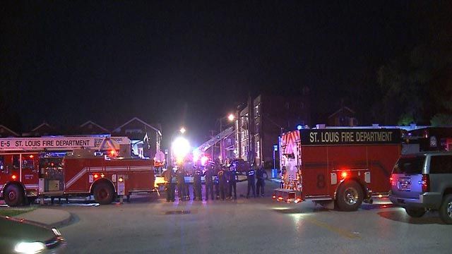 A St. Louis firefighter was injured while battling a late night blaze in North City. firefighter suffered a minor injury to the hand while at a two-alarm fire in the area Lillian and Kingshighway around 10 p.m. Tuesday.