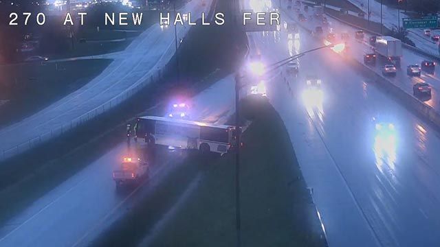 A Metro Bus is blocking a North County off-ramp. The bus was spotted blocking the ramp from eastbound Interstate 270 to New Halls Ferry around 6:30 a.m. Wednesday