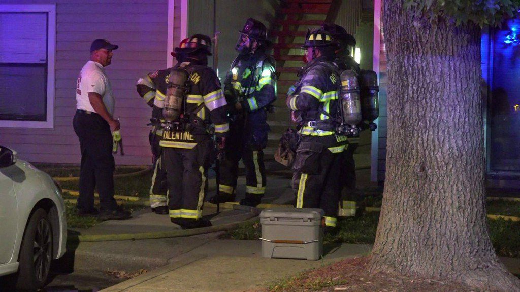 Apartment building in Hazelwood evacuated after grease fire    