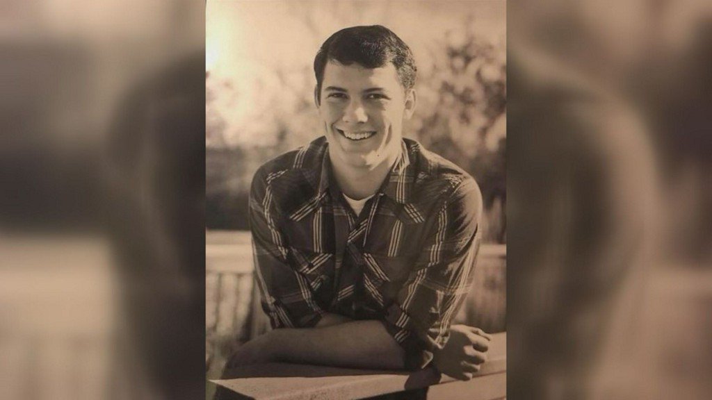 After death in crash, former Mehlville High School student saves lives    