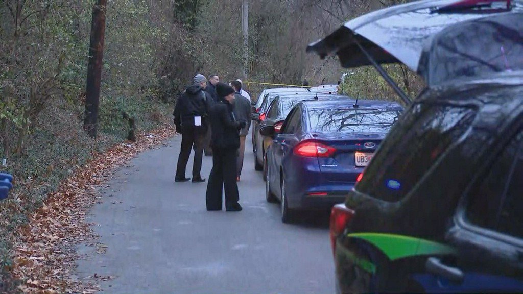 Car where man and woman were found dead belongs to missing Olivette couple, victims not ID'd    
