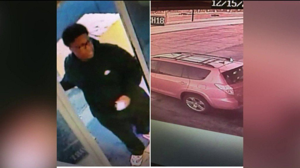 Stolen gun recovered in Alton robbery, suspect still at large    