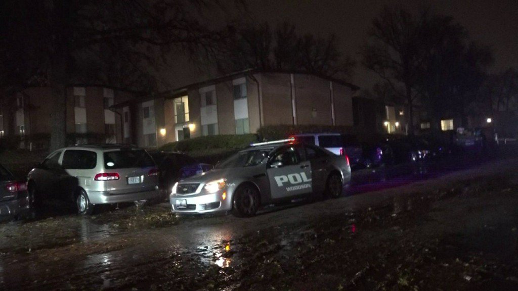 Woman stabbed at Breckenridge Hills apartment    