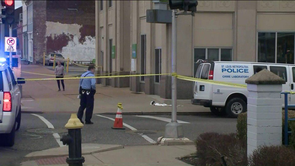 Homicide investigating fatal shooting in south St. Louis    
