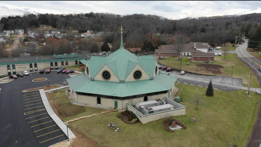 Attempted armed robbery outside Imperial church    