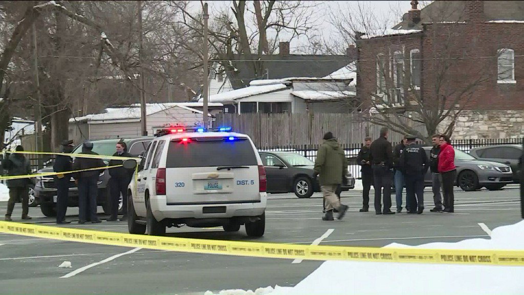 Carjacking suspect shot, killed by St. Louis police    