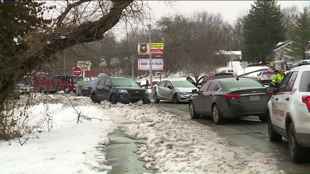 Police pursuit ends in Ferguson; two people in custody, police looking for third suspect