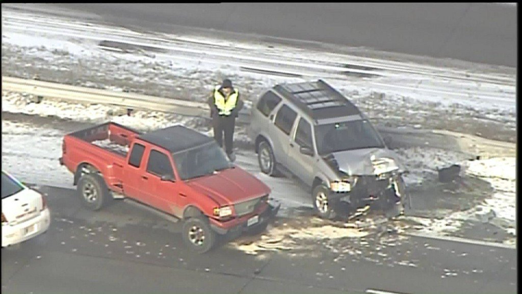 St. Louis County police officer struck while working accident scene    