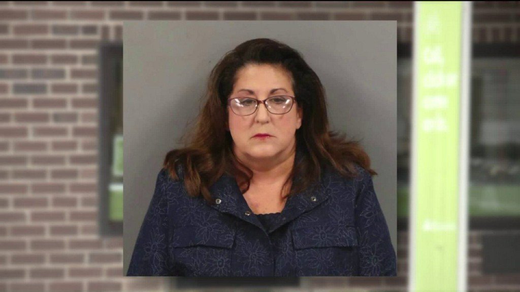 West County bank teller charged with felony stealing    