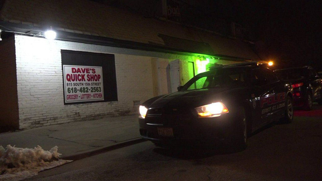 Woman carjacked at gunpoint in East St. Louis    