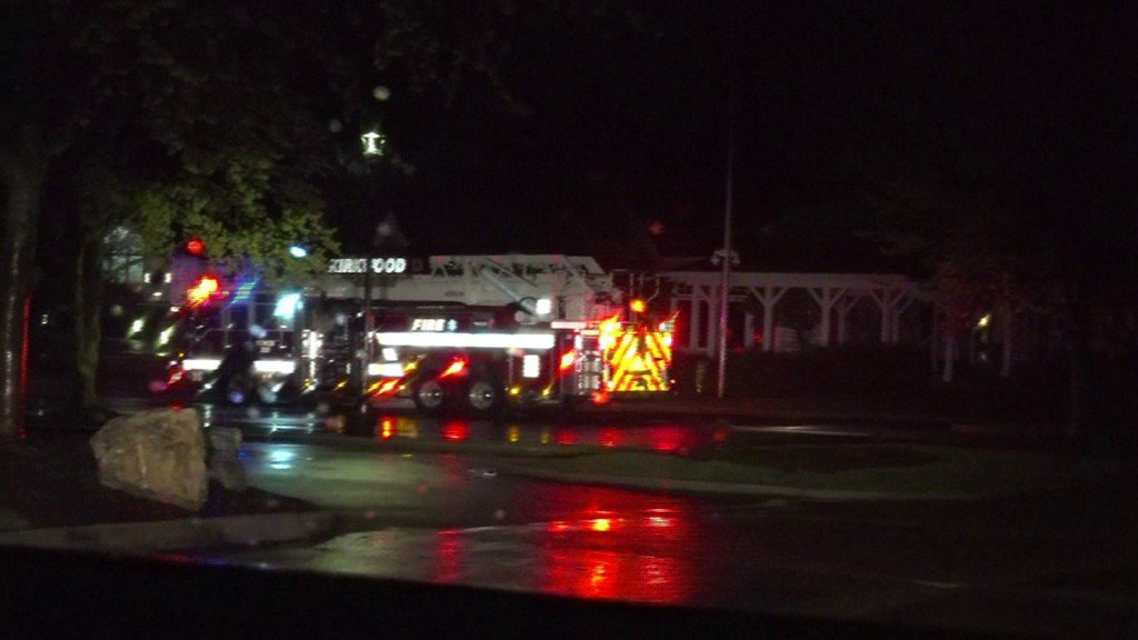 Firefighters extinguish small fire at Greenbriar Hills Country Club    
