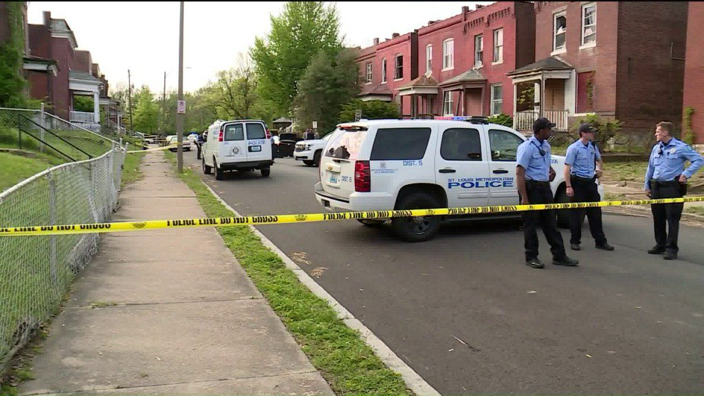 St. Louis police investigate double homicide in Wells-Goodfellow    