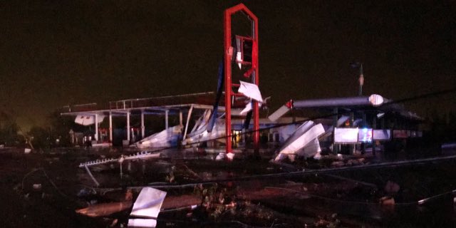So sad to wake up and see the state capital of Missouri, Jefferson City, took a direct hit from a large wedge tornado overnight. Reports of over 100 injured. Damage in the city. The worst impact to a large city in recent years.