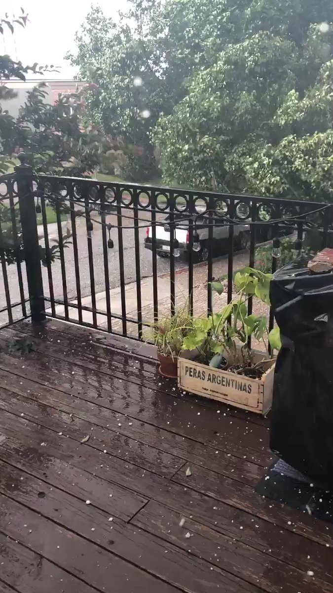 Decent size hail coming down Kansas City