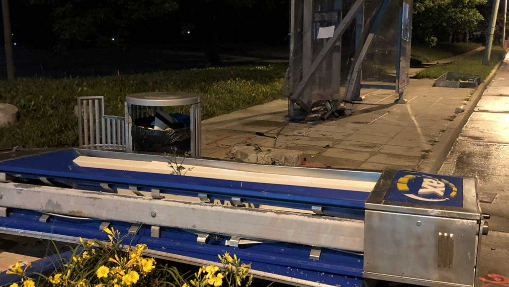 Man killed at Kansas City bus stop    