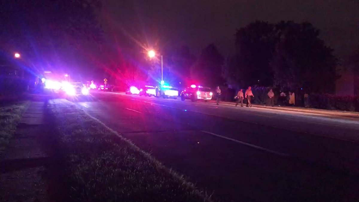 The police presence along Bennington when the call came out for a ⁦MHPolice⁩ officer down 