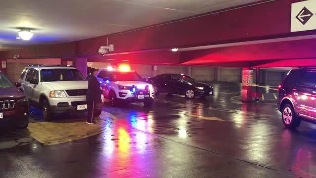 Shooting reported during robbery attempt in St. Louis Galleria parking garage 
