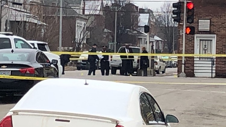 Officer shoots at suspect in north St. Louis, suspect remains at-large