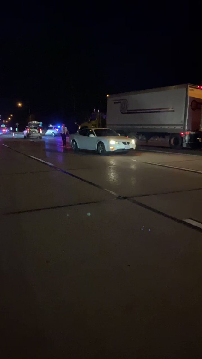 55 south near Mattis Rd shut down because of a accident/ Shooting.