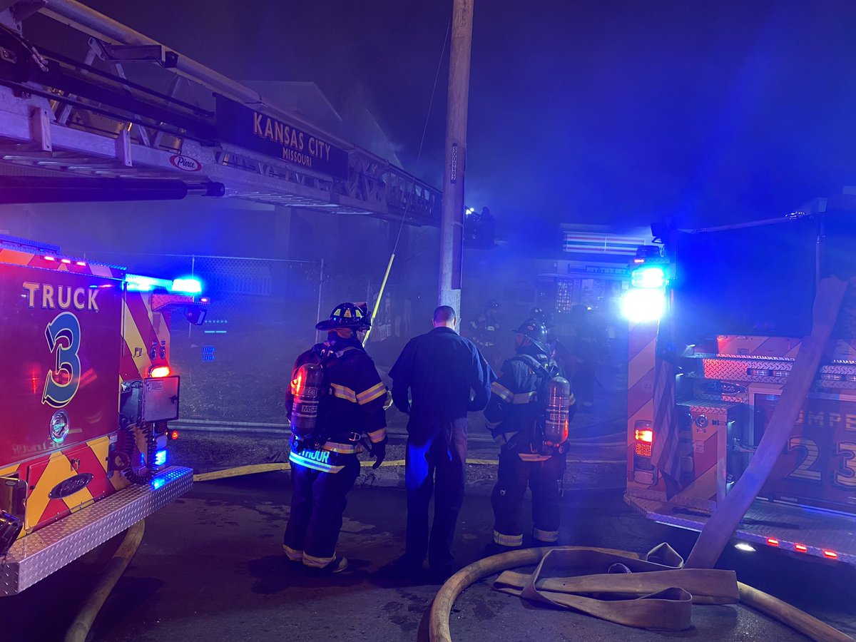 Around 8:40 this evening  @kcmofiredept crews responded to 2 story with  basement apartment fire at 3200 block of Independence Ave. Upon arrival, smoke and fire was showing to the rear of the building with trapped occupants. Crews did a great job rescuing 1 adults