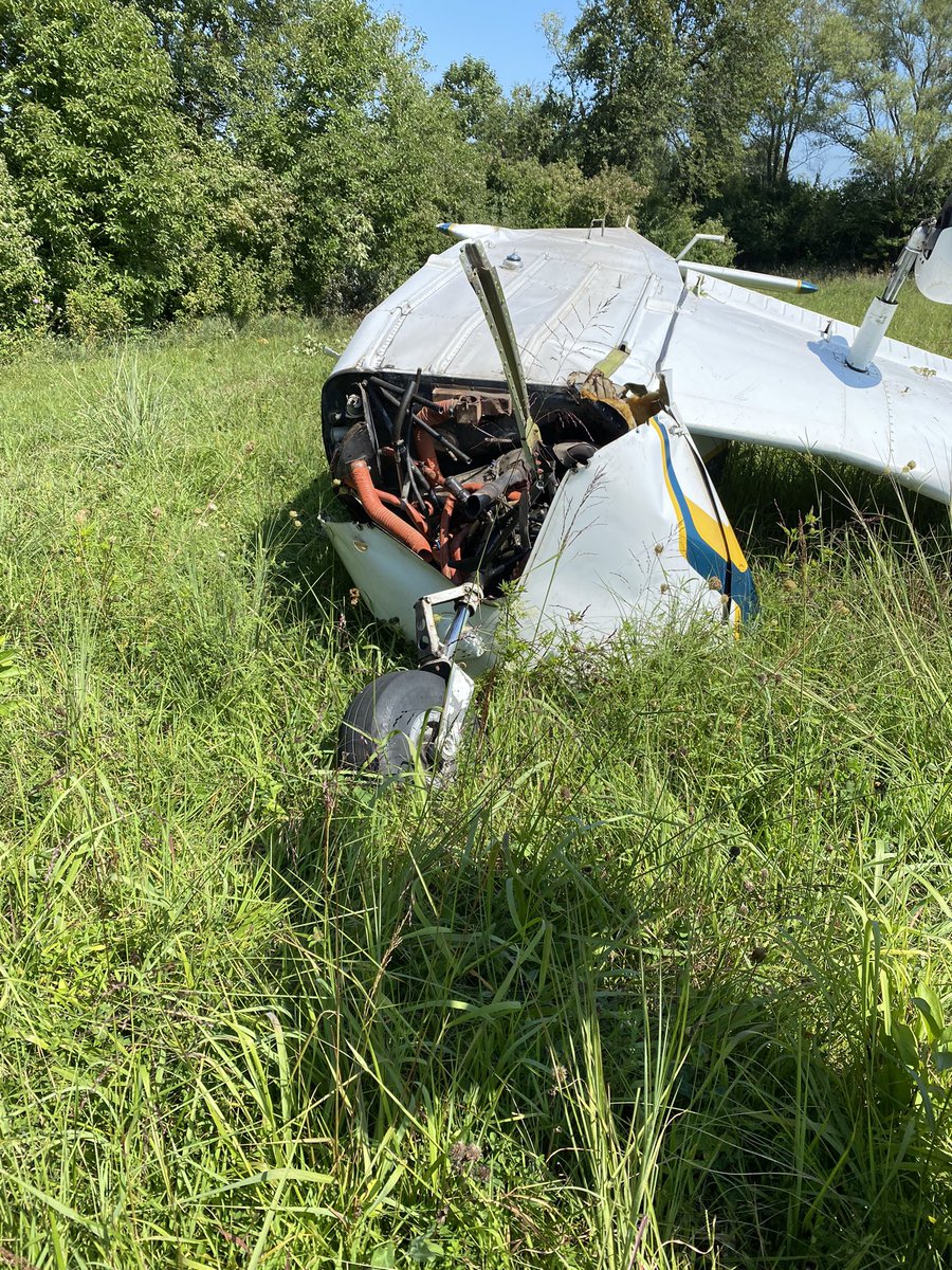 A plane crashed in Rural Clay County.  @SheriffClayCo @KCMOFireDept Liberty Fire Dept and @kcpolice are on scene. Two people were transported for injuries to area hospital.