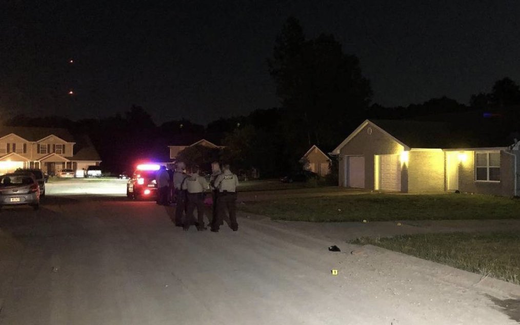 2 teens killed, 4 more were injured in an early Sunday morning shooting in Boone County MO. Ages of the 2 killed were 16 and 17 years old Ages of the 4 teens injured were between the ages of 16 and 19. No suspect in custody