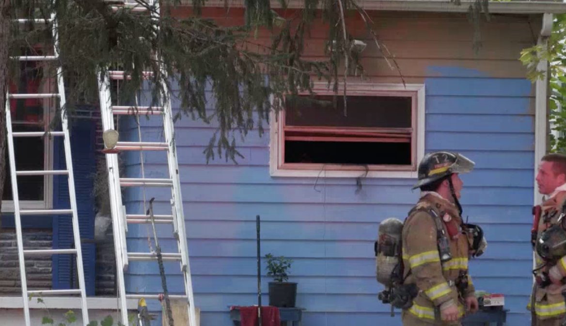 Firefighters battle house fire in Springfield, Mo.