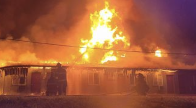Fire damages motel in Warsaw, Mo.