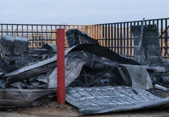 Fire destroys garage with 53 golf carts at Buffalo, Mo., golf course