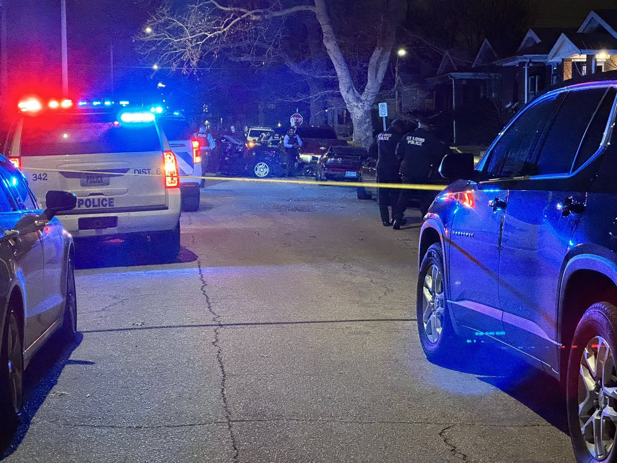 Man shot while driving on the 4200 block of San Francisco in north St. Louis. He was taken by EMS to an area hospital. No word yet on his condition