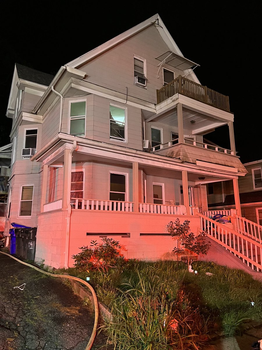 Recall is in 23 Leete St. Fire has been extinguished there are no reported injuries 8 people and 3 dogs have been displaced. Springfield Arson And Bomb Squad determined the cause to be unattended cooking materials in the kitchen on floor 2