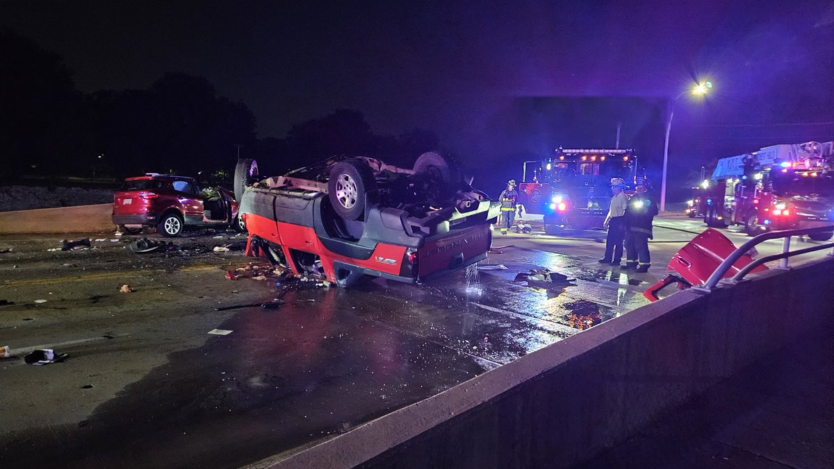 St. Louis police & fire on the scene of a severe motor vehicle crash on River Des Peres Blvd. North of Gravois. Three people had to be extricate from two vehicles. All three were conscious and transported to hospitals. River Des Peres Blvd. remains closed for the investigation
